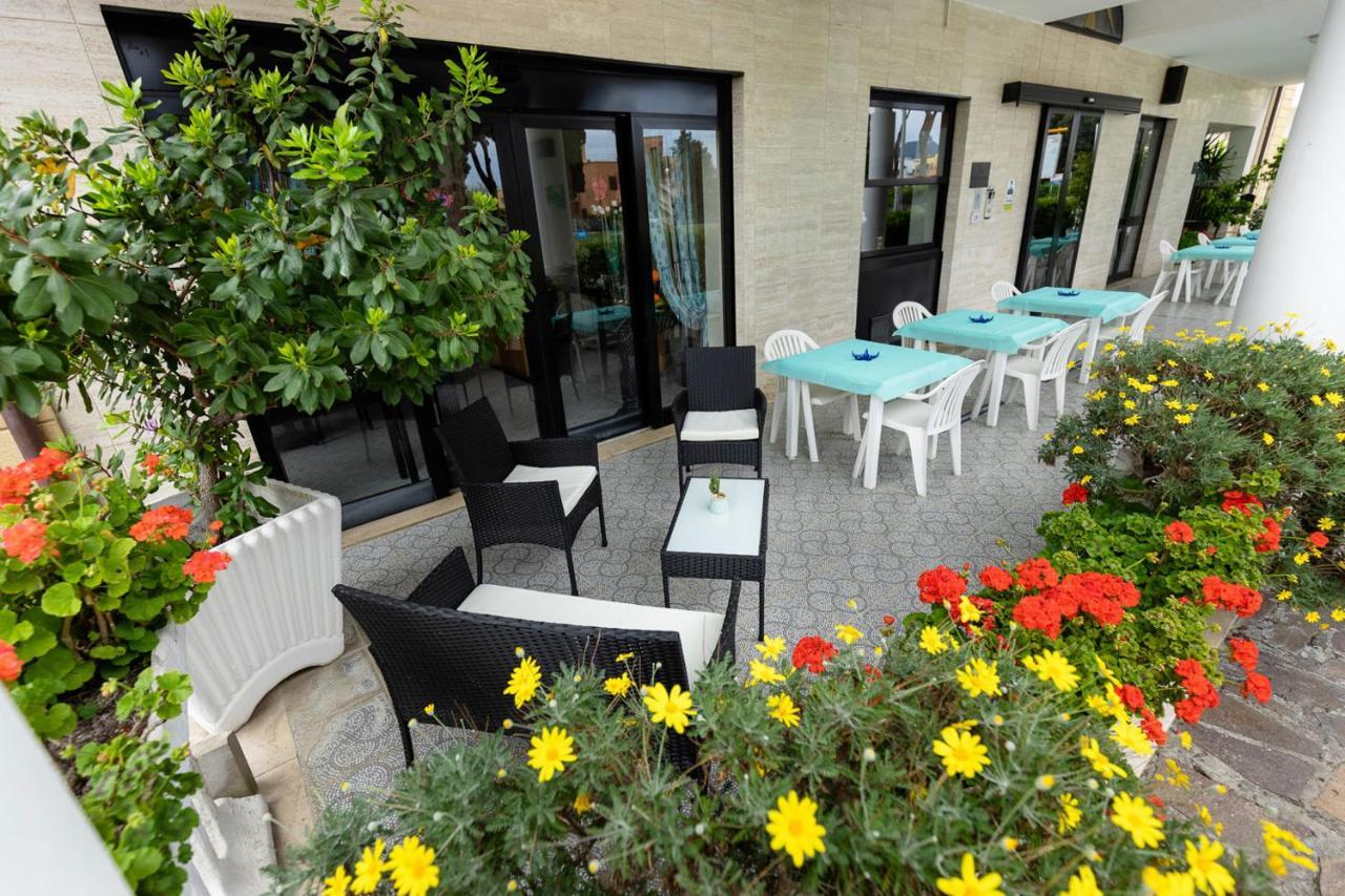 Hotel Il Gabbiano Sabaudia